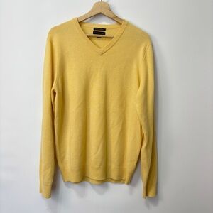 Club Room Men’s Estate 2 ply Cashmere V Neck Sweater Canary Yellow Golf Sz Small